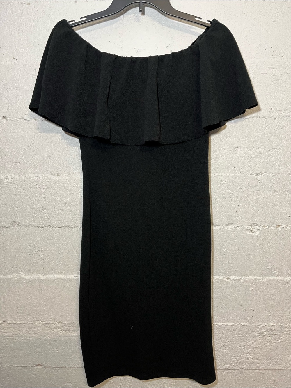 Almost Famous Black One-Shoulder Ruffle Midi Dress
